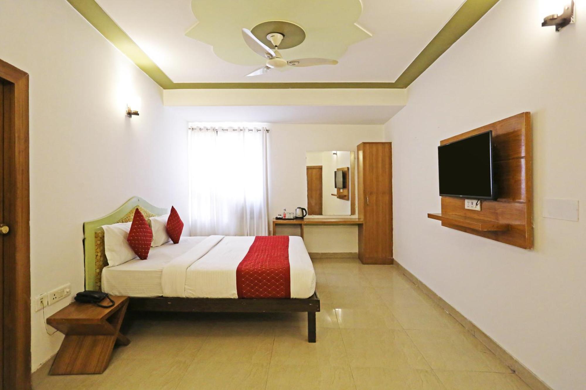 Hotel Ambrosia - A Boutique Hotel Nueva Delhi Exterior foto
