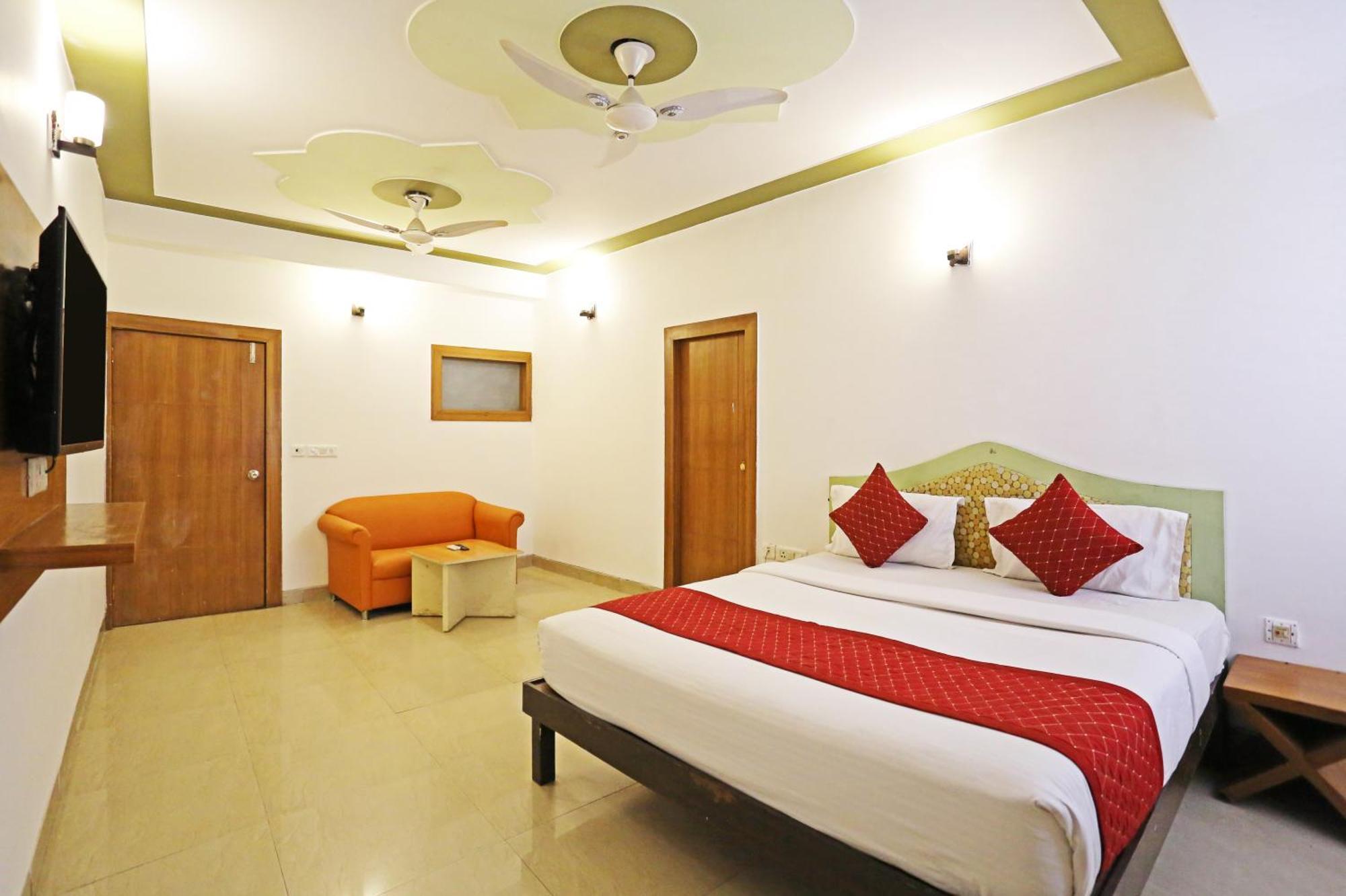 Hotel Ambrosia - A Boutique Hotel Nueva Delhi Exterior foto